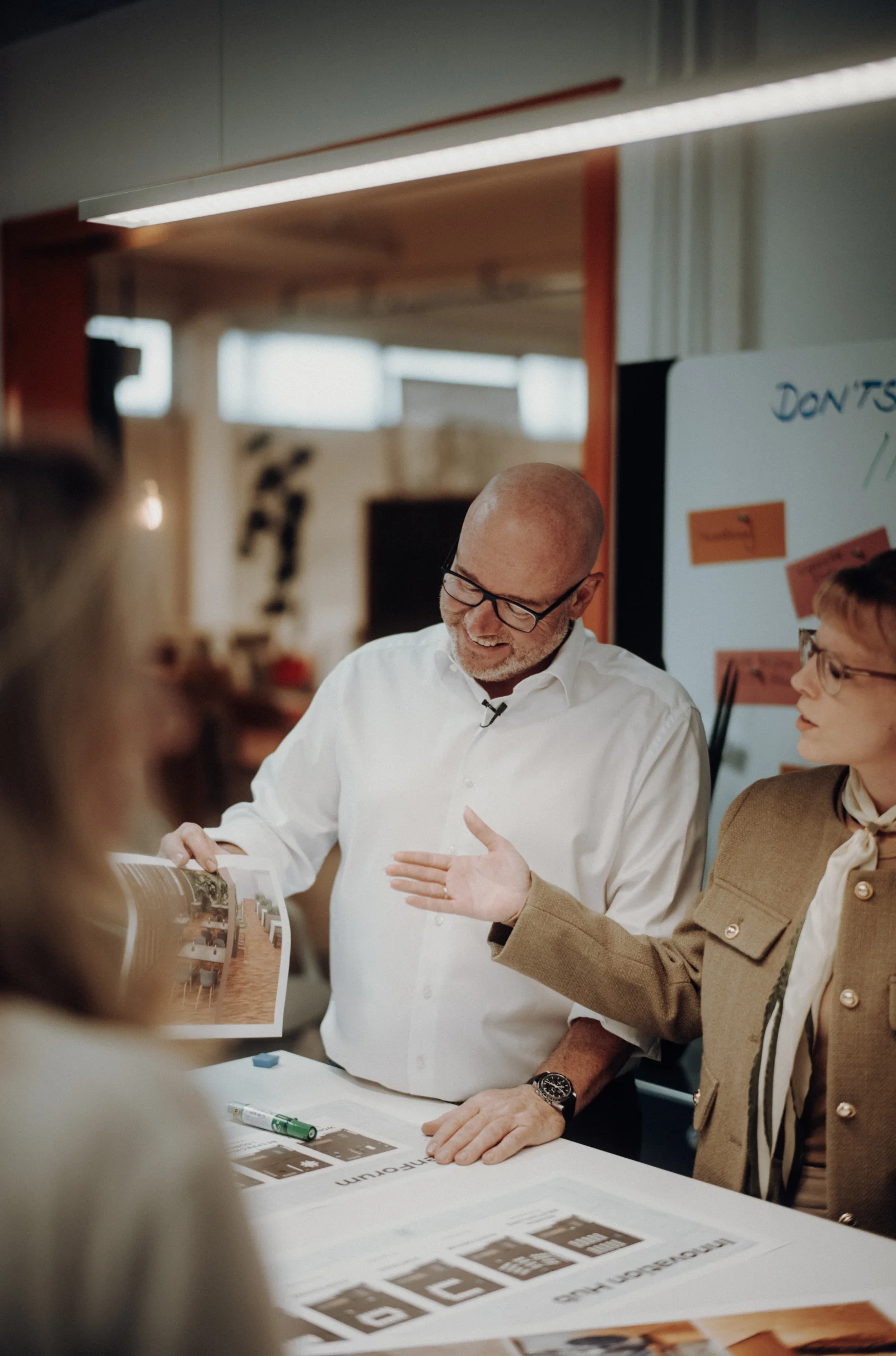 KNORZ Team bei der Konzeption von Raum- und Centerlösungen